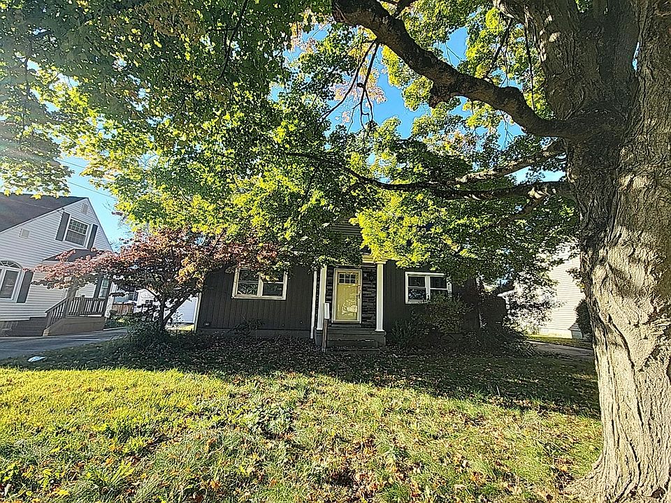1st image of 628 E Park Ave