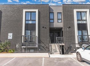 6065 McLeod Rd, Niagara Falls, ON L2G 3E3