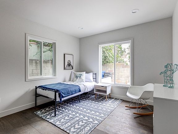 5th image of 5612 Saturn St