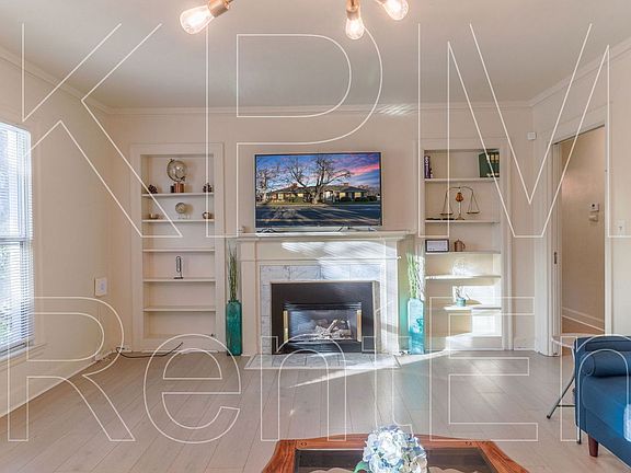 4th image of 3310 Kensington Way