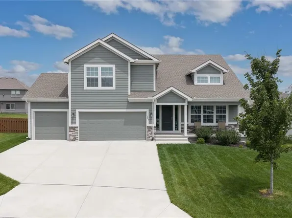 1485 N 162nd Cir, Basehor, KS 66007