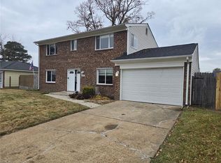 3018 Guenevere Dr, Chesapeake, VA 23323