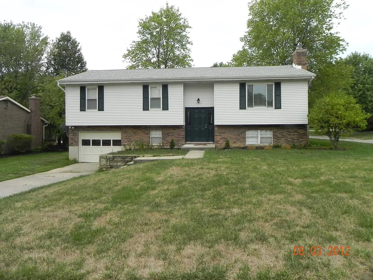 2735 Valley Trails Dr photo 1