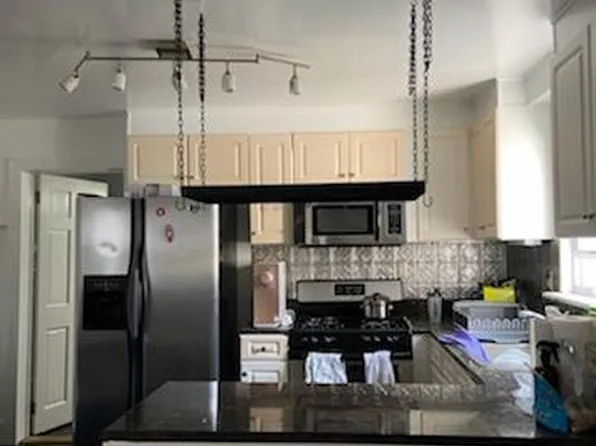 4577 160th St, Flushing, NY 11358