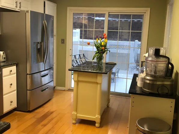 27 Cannon Ct, Bernards Township, NJ 07920