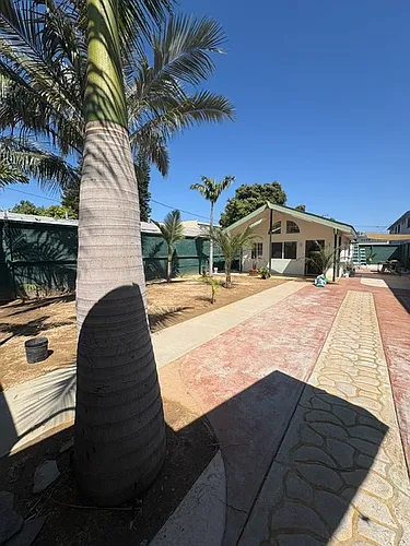 2334 Virginia Ave Photo 1