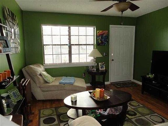 3rd image of 307 King St