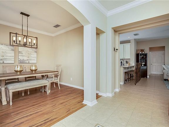 3rd image of 1112 Oak Pond Dr