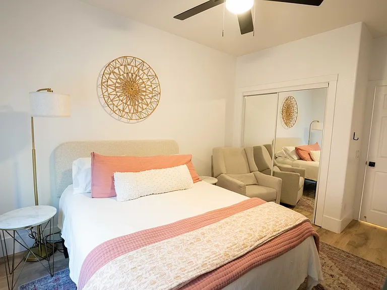 33896 Calafia St — Photo 16