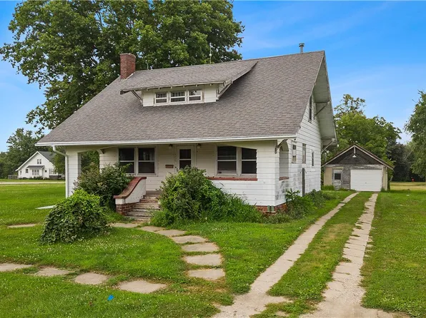 406 N 1st St, Dawson, IA 50066