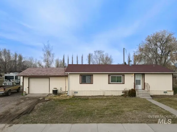 255 W Main St, Oakley, ID 83346