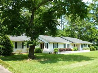 1802 Stratford Rd SE, Decatur, AL 35601