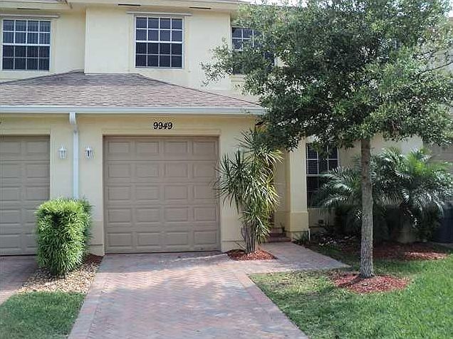 1st image of 9949 E Villa Cir