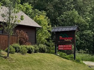 4494 Mountain Rd, Stowe, VT 05672