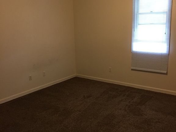2nd image of 257 McNeil St