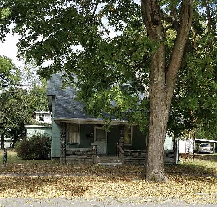2nd image of 494 W Hill St