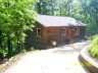 240 Pioneer Village Rd, Franklin, NC 28734