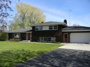 835 Pine St, Sheboygan Falls, WI 53085
