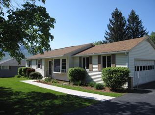 5 Dubis St, Adams, MA 01220