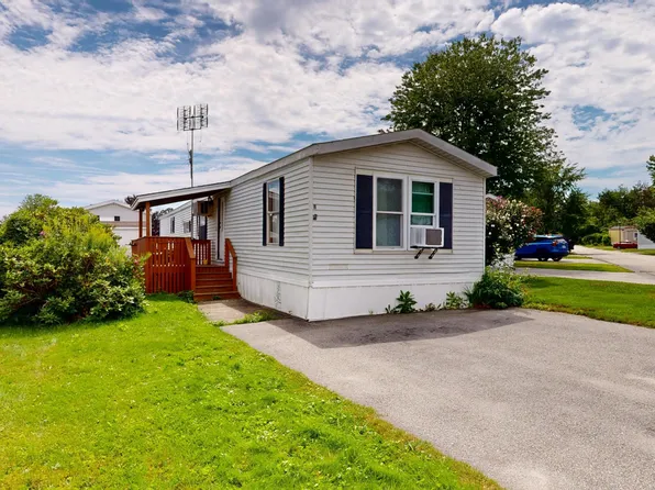 18 Blackberry Place, Kittery, ME 03904
