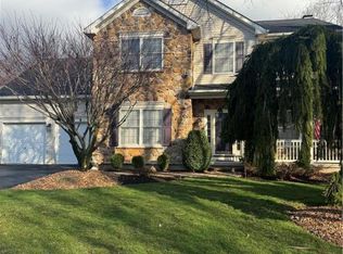 2570 Steele Ln, Easton, PA 18040