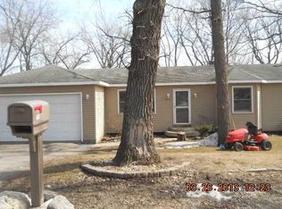 5016 Westwood Dr, McHenry, IL 60051