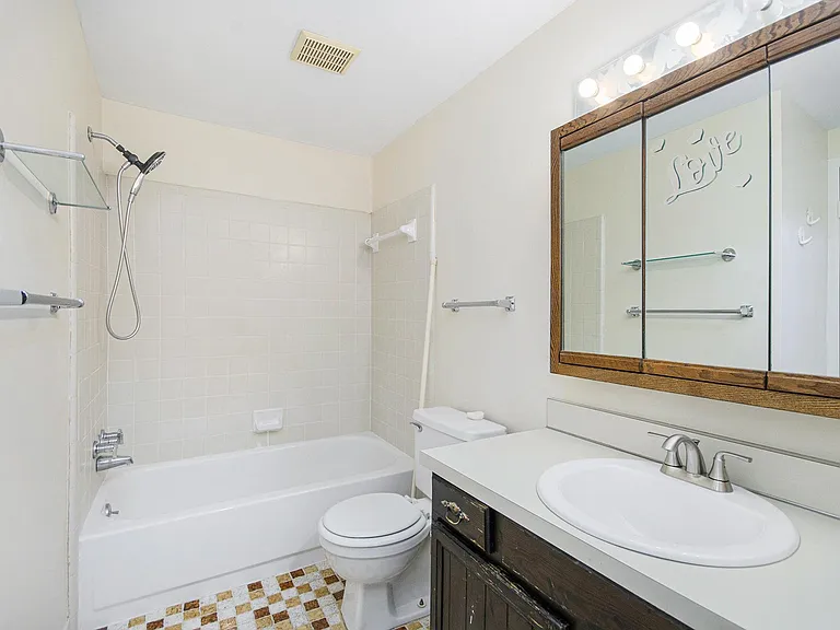 37313 Clubhouse Dr — Photo 13