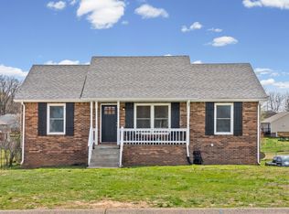 1066 Bobcat Dr, Clarksville, TN 37042