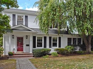 11 Raymond Rd, Morris Township, NJ 07950