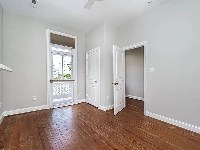 513 S Laurel St — Photo 6