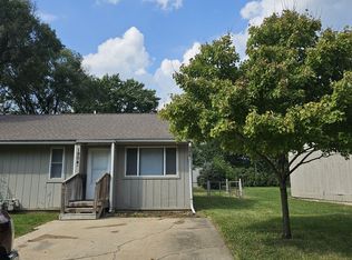 1904 E Perkins Rd #B, Urbana, IL 61802