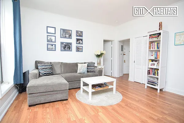 Rented by Citi Habitats | media 11