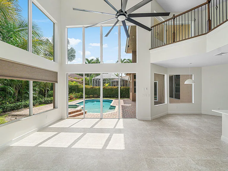 6641 Conch Ct — Photo 20