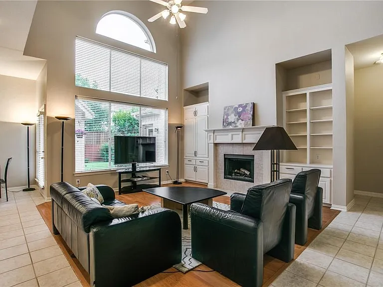 8120 Grand Canyon Dr — Photo 5