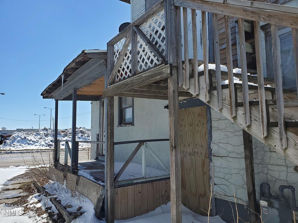 923 4th Ave NE, Jamestown, ND 58401 Zillow