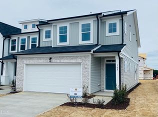 702 Putney Hill Rd, Zebulon, NC 27597