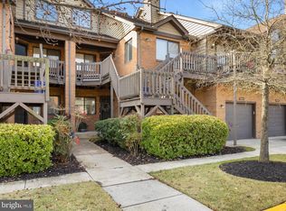 2002 Augusta Cir, Mount Laurel, NJ 08054