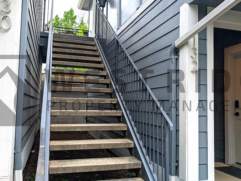 132 SE 119th Ave #5 — Photo 11