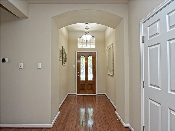 5th image of 1503 East Park