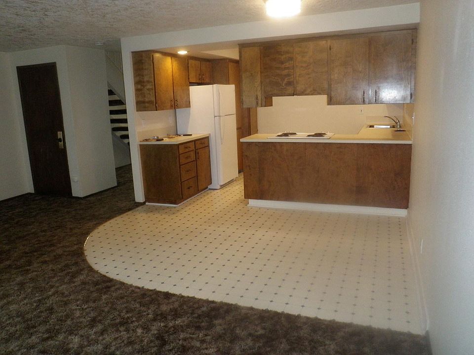 1st image of 2510 E 8th St APT 2