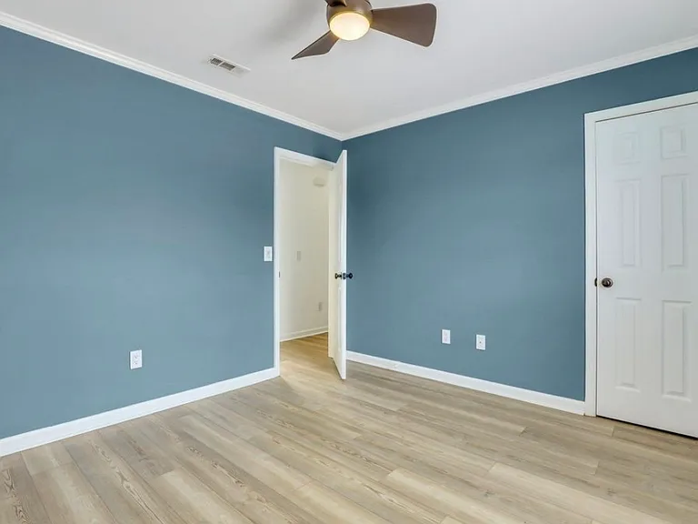 138 Wayfair Ln — Photo 24