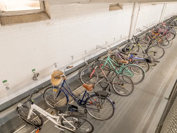 30-31 Hobart Street image 19 of 22