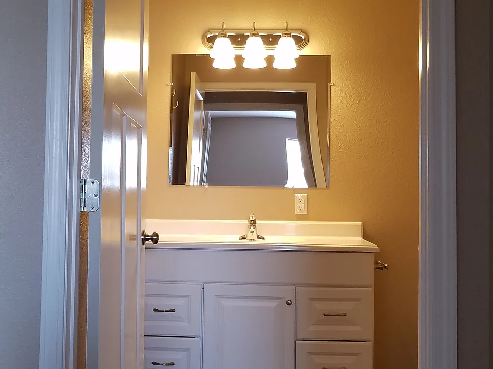 (2bed) Bathroom_04132026