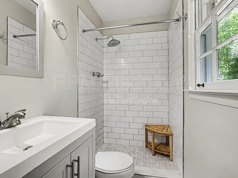 2931 Appling Cir — Photo 14