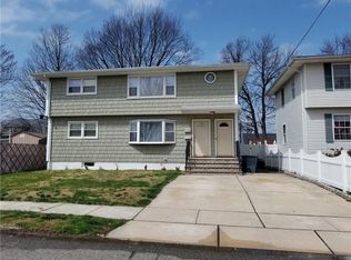 58-60 Spruce St, Carteret, NJ 07008