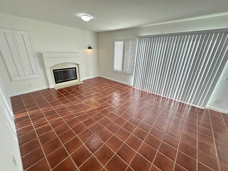 2471 Via Pacifica — Photo 9