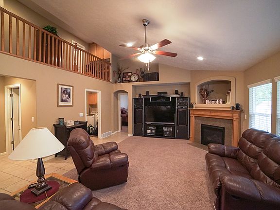 3rd image of 12692 South Merryvale Circle