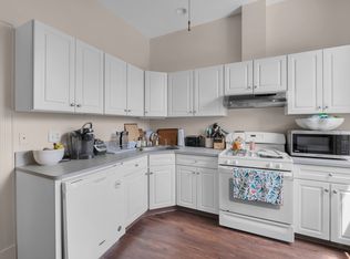 917 Hudson St #3, Hoboken, NJ 07030
