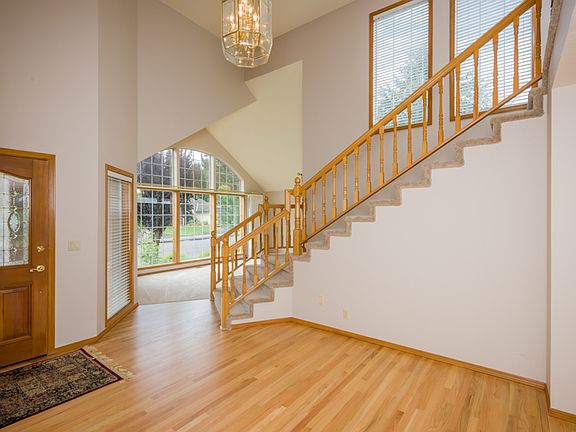 3rd image of 7107 NE 83rd Ave