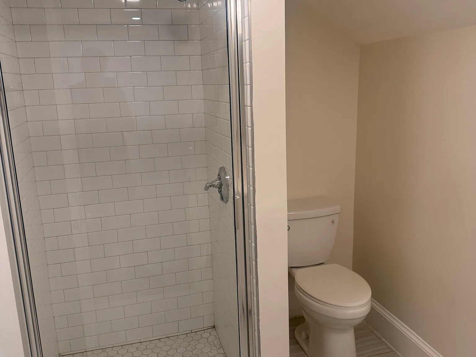 Studio, $1,750 — Photo 3